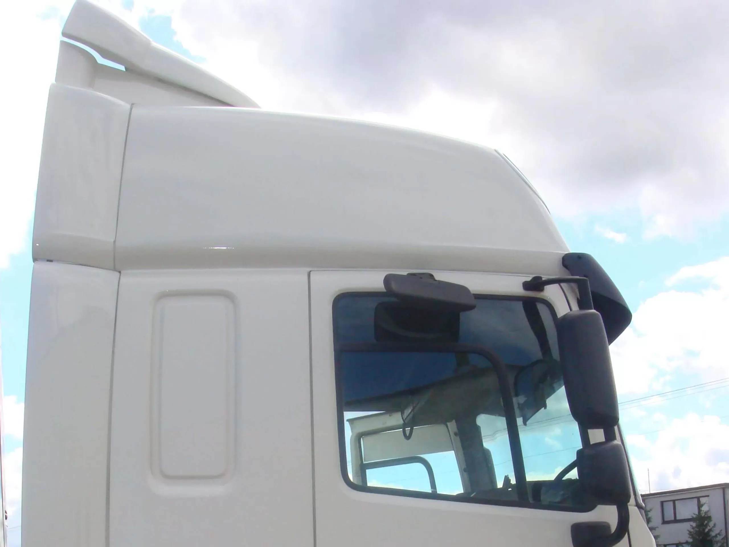 truck spoiler