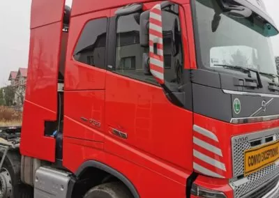 produkcją spojlerów, podwyższeń dachowych